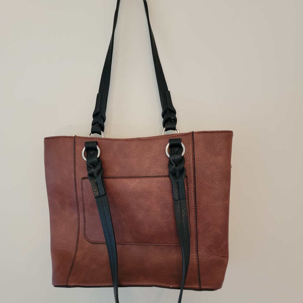 Conceal Carry: Elegant Brown Leather Tote Bag - Picture 3 of 8